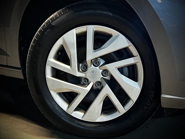 VolksWagen Polo 1.0 MPI Flex 12V 5p
