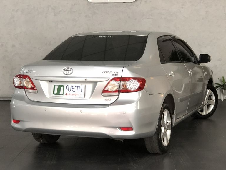 Toyota Corolla XEi 2.0 Flex 16V Aut.