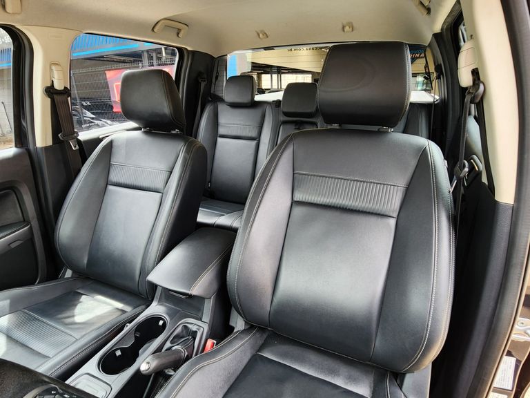 Ford Ranger Limited 3.2 4x4 CD Diesel Aut.