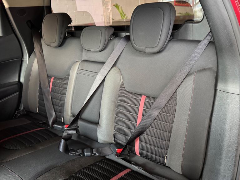 Fiat Toro Freedom 1.8 16V Flex Aut.