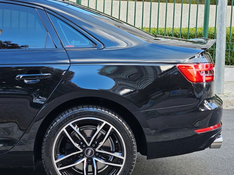 Audi A4 Attraction 2.0 TFSI 190cv S tronic
