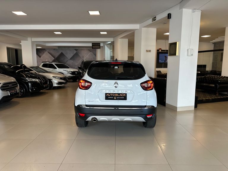 Renault CAPTUR Intense Bose 1.6 16V Flex 5p Aut.