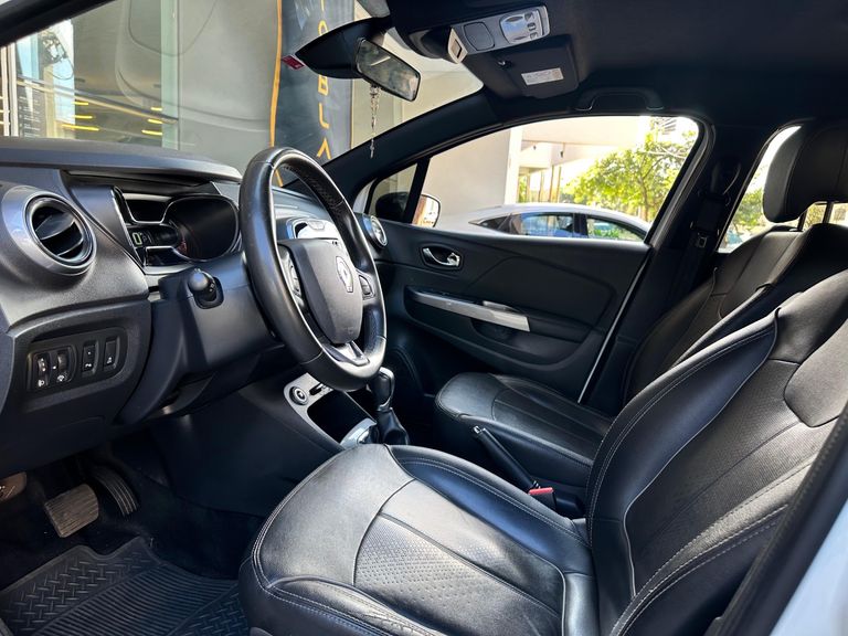 Renault CAPTUR Intense Bose 1.6 16V Flex 5p Aut.