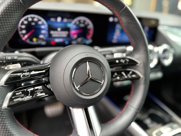 Mercedes GLA 200 AMG Line 1.3 16V TB Aut.(Híb.)