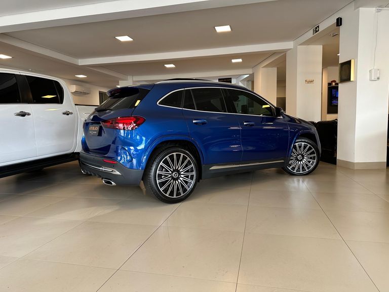 Mercedes GLA 200 AMG Line 1.3 16V TB Aut.(Híb.)