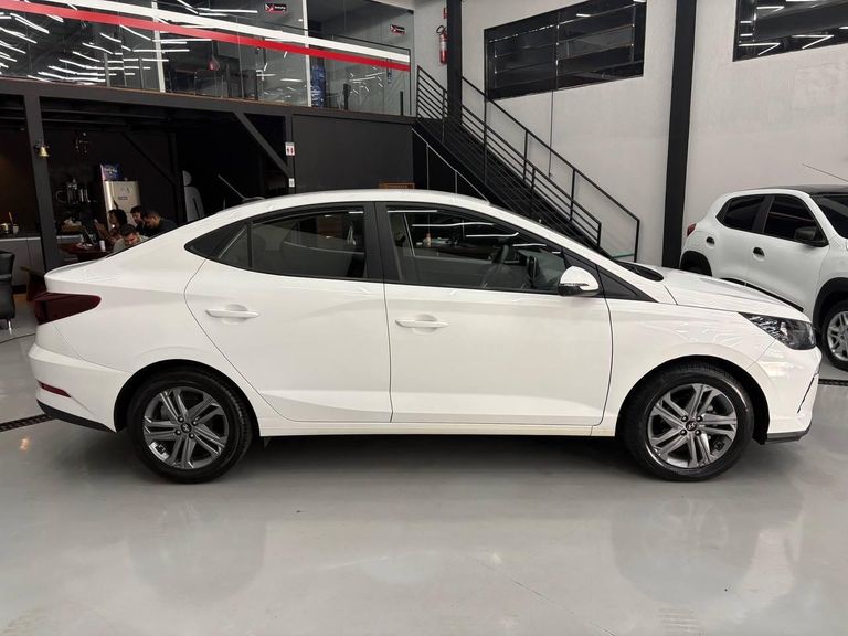 Hyundai HB20S Com. Plus Tech 1.0 TB Flex 12V Aut