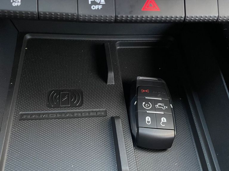 RAM RAMPAGE LARAMIE2.2DS4WD AT9 005