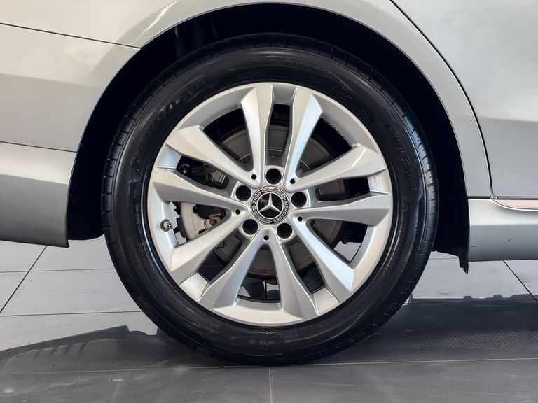 Mercedes C-180 CGI Exc. 1.6/1.6 Flex TB 16V  Aut.