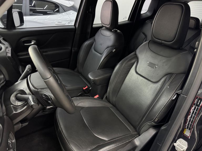 Jeep Renegade Long. T270 1.3 TB 4x2 Flex Aut.