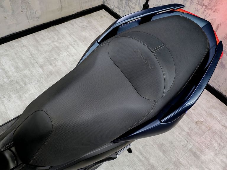 YAMAHA XMAX 250 ABS