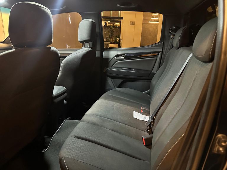 Chevrolet S10 Pick-Up Midnight 2.8 4x4 CD Dies Aut