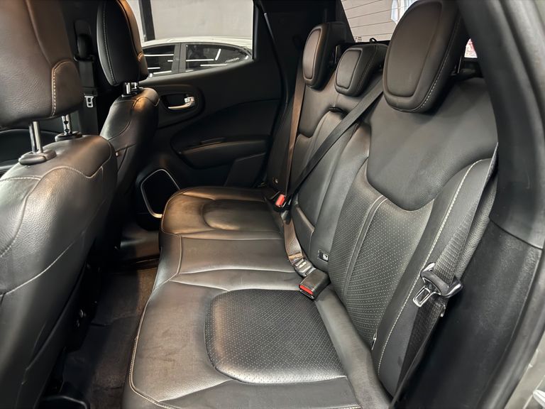 Fiat Toro Volcano 1.3 T270 4x2 Flex Aut.