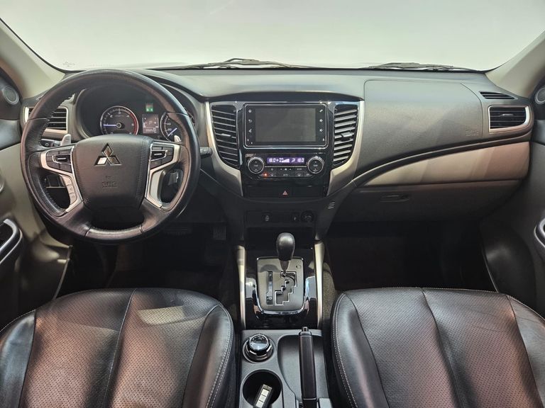 Mitsubishi L200 Triton Sport HPE-S 2.4 CD Dies. Aut