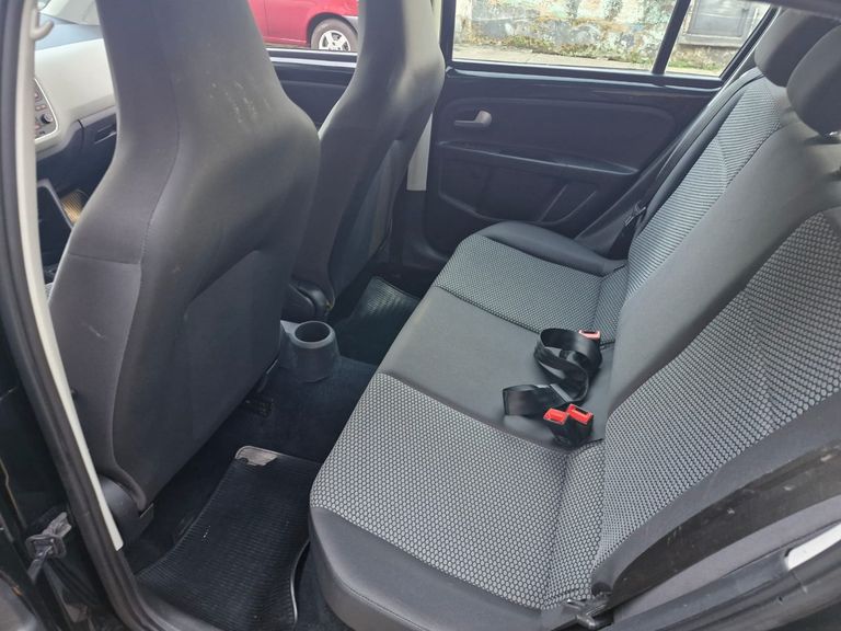 VolksWagen up! move 1.0 TSI Total Flex 12V 5p
