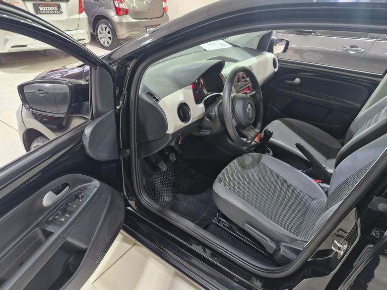 VolksWagen up! move 1.0 TSI Total Flex 12V 5p
