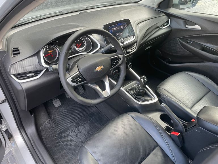 Chevrolet ONIX SEDAN Plus LT 1.0 12V Flex 4p Mec.
