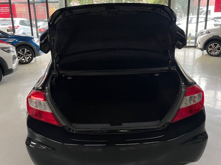 Honda Civic Sedan LXS 1.8/1.8 Flex 16V Aut. 4p