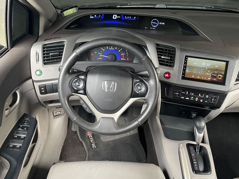 Honda Civic Sedan LXS 1.8/1.8 Flex 16V Aut. 4p