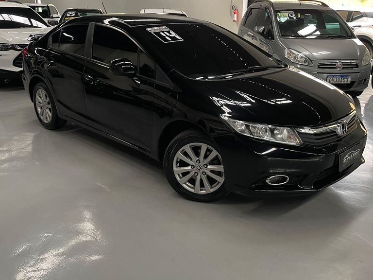 Honda Civic Sedan LXS 1.8/1.8 Flex 16V Aut. 4p
