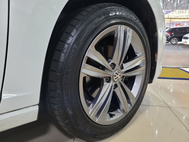 VolksWagen JETTA R-Line 250 TSI 1.4 Flex 16V Aut.