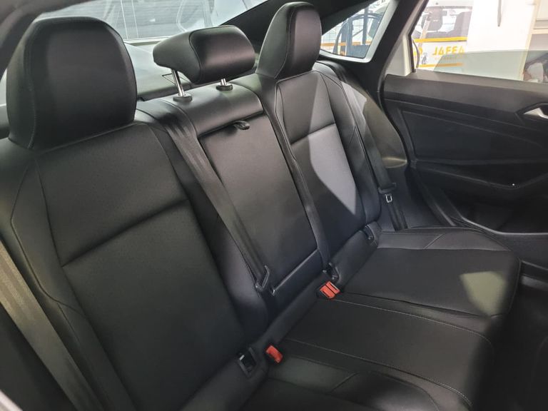 VolksWagen JETTA R-Line 250 TSI 1.4 Flex 16V Aut.