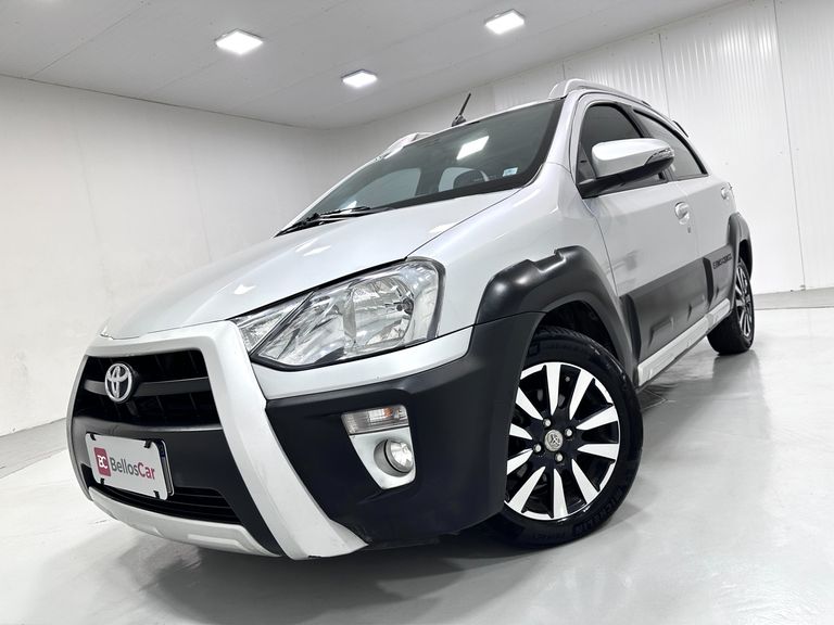 Toyota ETIOS CROSS 1.5 Flex 16V 5p Aut.