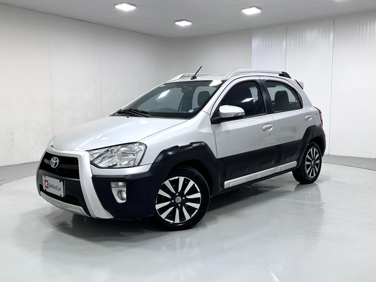 Toyota ETIOS CROSS 1.5 Flex 16V 5p Aut.