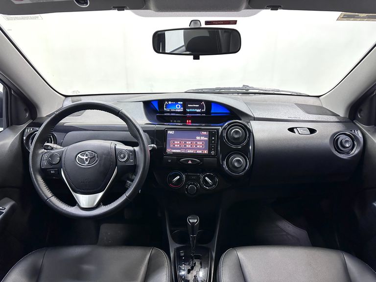 Toyota ETIOS CROSS 1.5 Flex 16V 5p Aut.