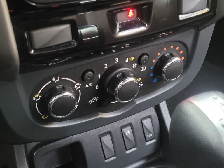 Renault DUSTER Expression 1.6 Flex 16V Aut.
