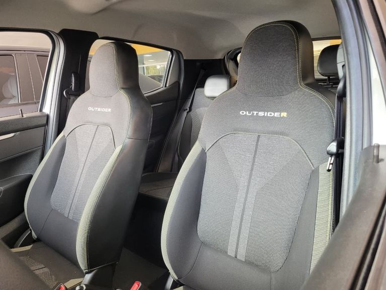 Renault KWID OUTSIDER 1.0 Flex 12V 5p Mec.