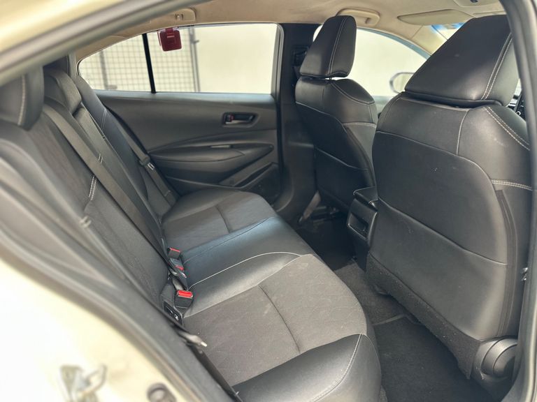Toyota Corolla GLi 2.0 16V Flex Aut.