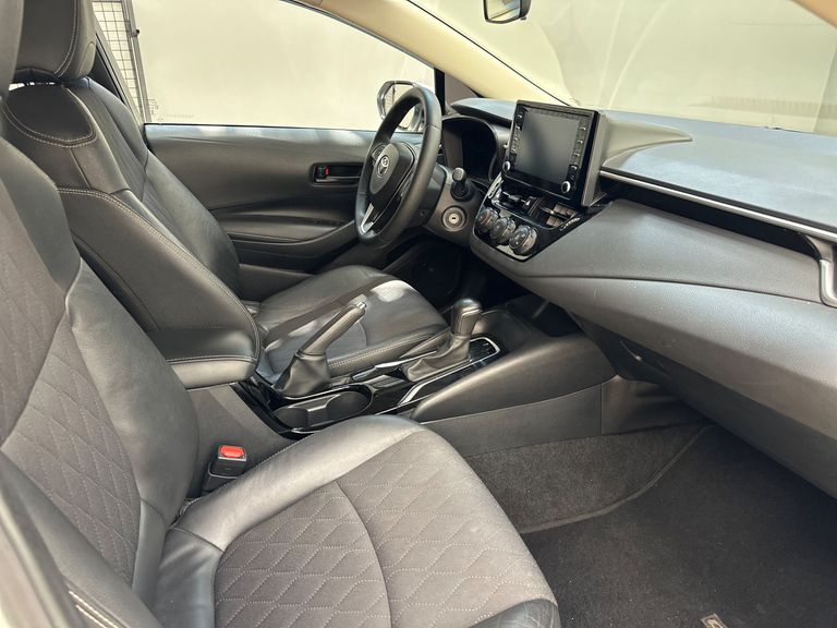 Toyota Corolla GLi 2.0 16V Flex Aut.