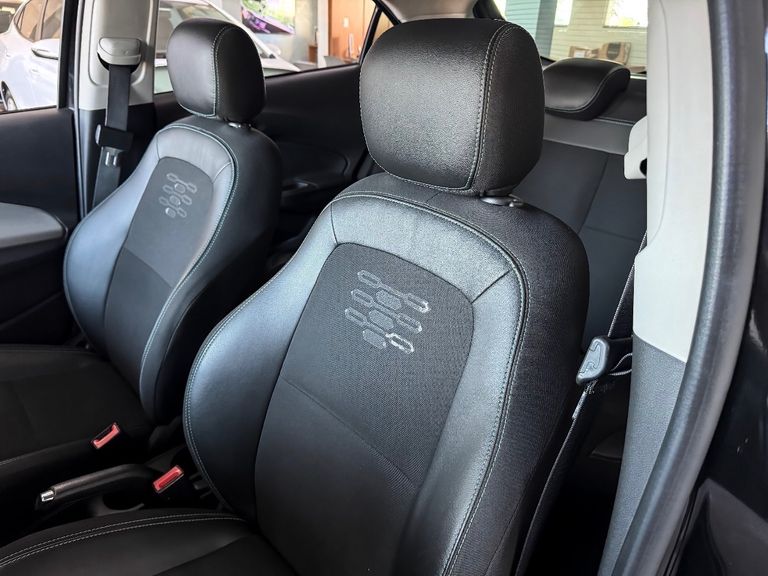 Chevrolet ONIX HATCH LT 1.0 8V FlexPower 5p Mec.