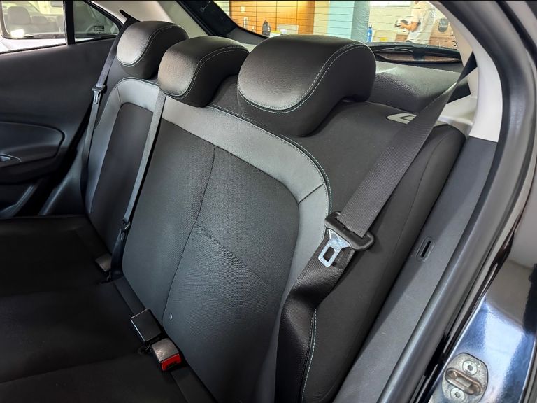 Chevrolet ONIX HATCH LT 1.0 8V FlexPower 5p Mec.