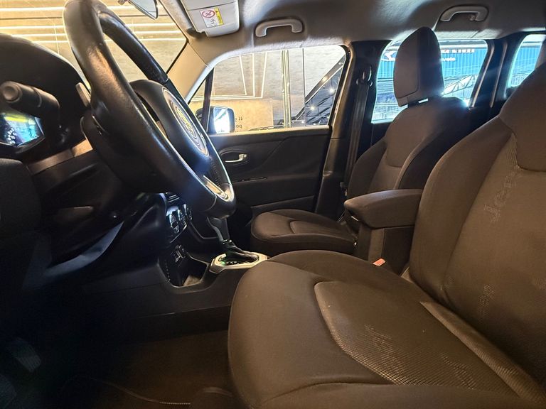 Jeep Renegade Longitude 1.8 4x2 Flex 16V Aut.