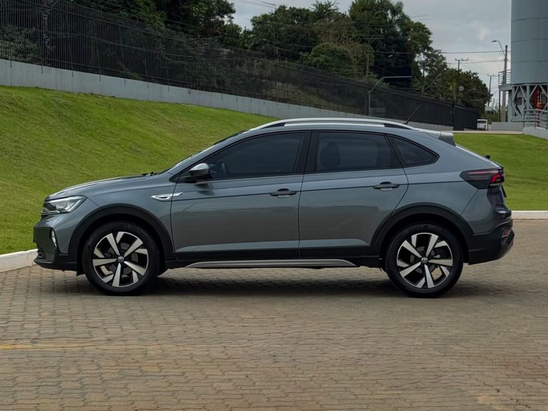 VolksWagen Nivus Highline 1.0 200 TSI Flex Aut.