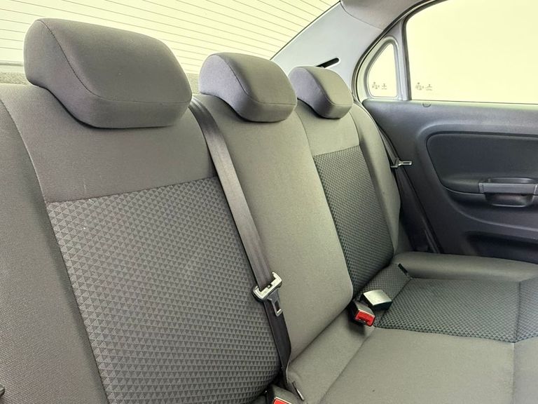 VolksWagen VOYAGE 1.0 Flex 12V 4p