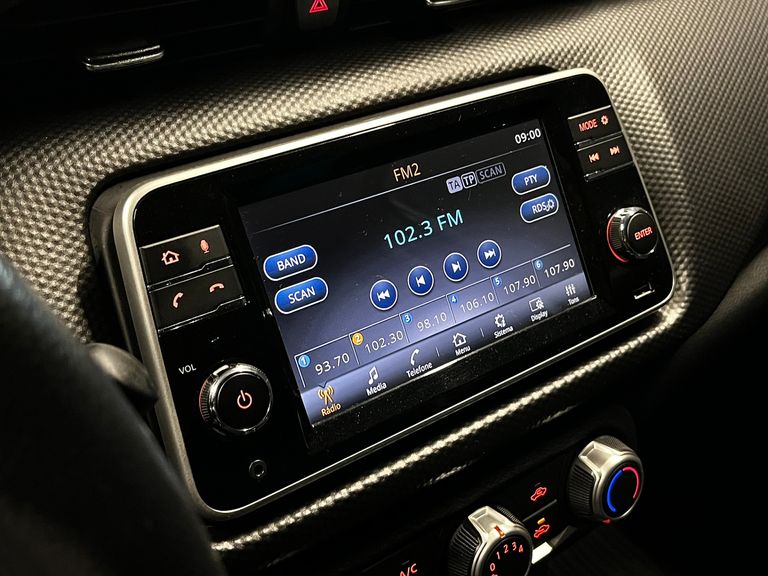 Nissan KICKS SV 1.6 16V FlexStar 5p Aut.