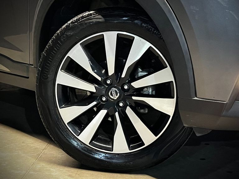 Nissan KICKS SV 1.6 16V FlexStar 5p Aut.