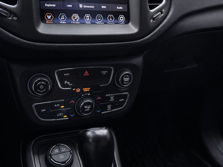 Jeep COMPASS LONGITUDE 2.0 4x4 Dies. 16V Aut.