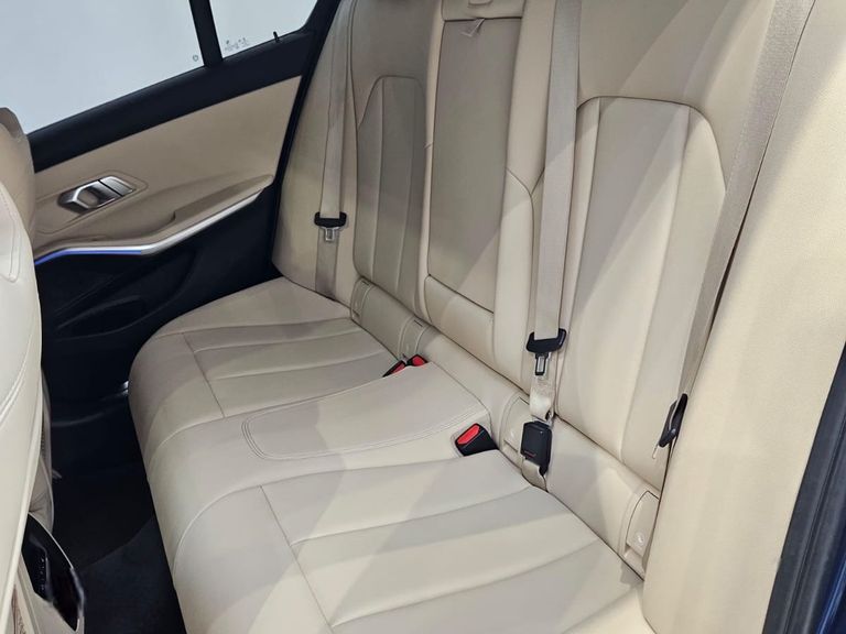 BMW 320I ACTIVE FLEX