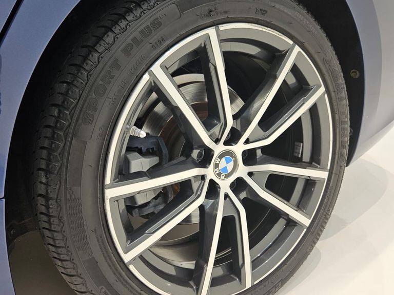 BMW 320I ACTIVE FLEX