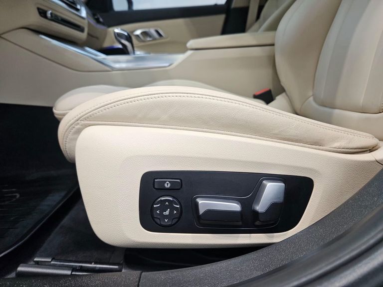 BMW 320I ACTIVE FLEX