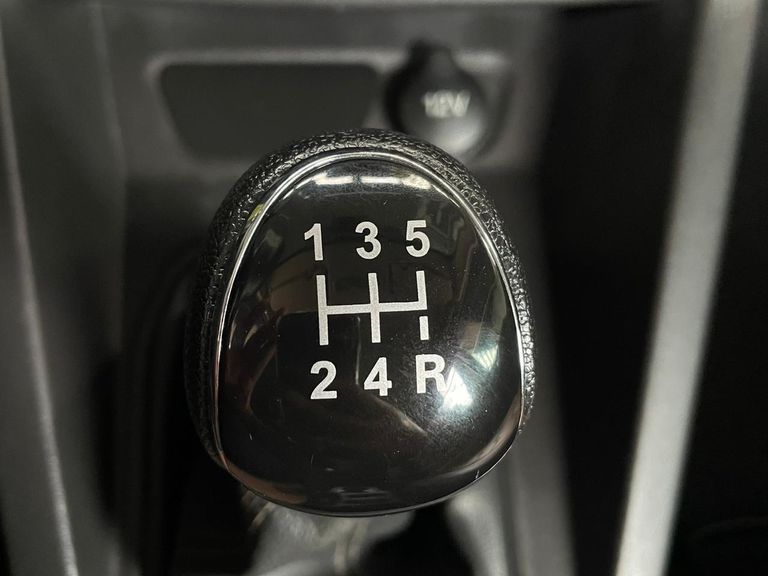 Ford Ka 1.5 SE/SE PLUS 16V Flex 5p