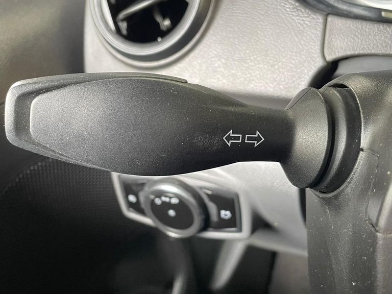 Ford Ka 1.5 SE/SE PLUS 16V Flex 5p