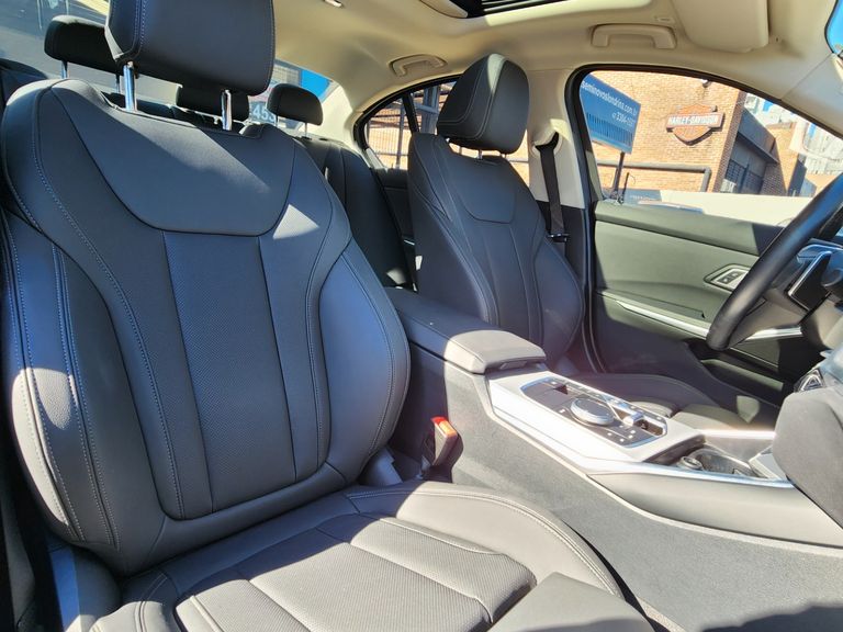 BMW 320iA Modern/Sport TB 2.0/A.Flex/GP 4p