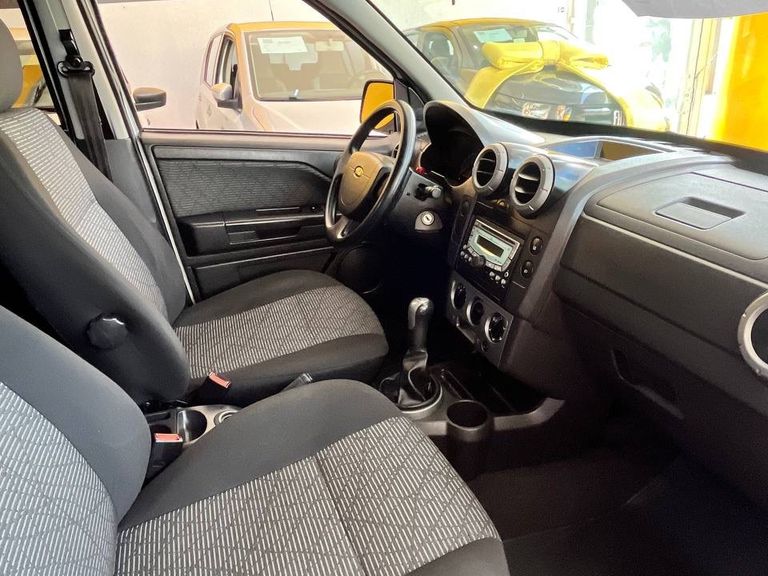 Ford EcoSport XLT FREESTYLE 1.6 Flex 8V 5p