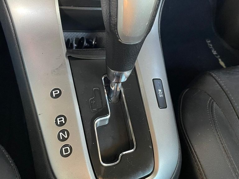 Chevrolet CRUZE LT 1.8 16V FlexPower 4p Aut.