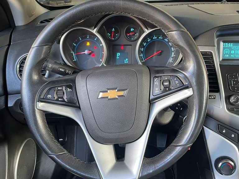 Chevrolet CRUZE LT 1.8 16V FlexPower 4p Aut.