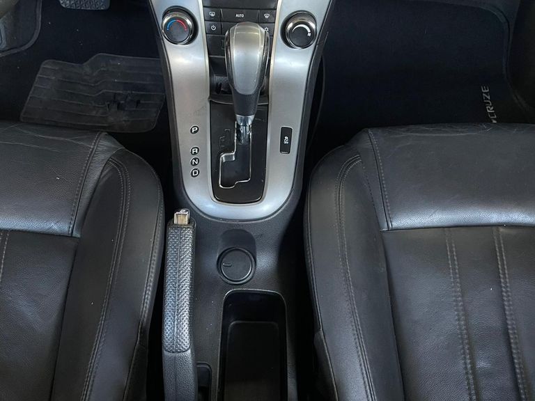 Chevrolet CRUZE LT 1.8 16V FlexPower 4p Aut.